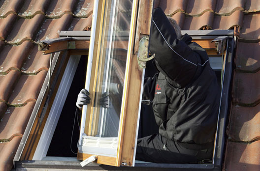 Der Fenstertausch beginnt mit dem Flügelausbau